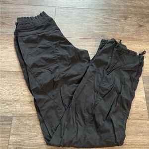 Lululemon Dance Studio Pant Black Size 6